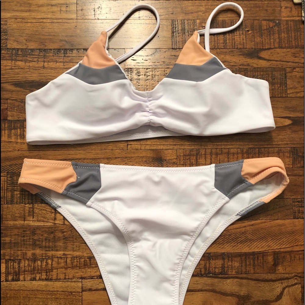 LUCID FASHION bikini